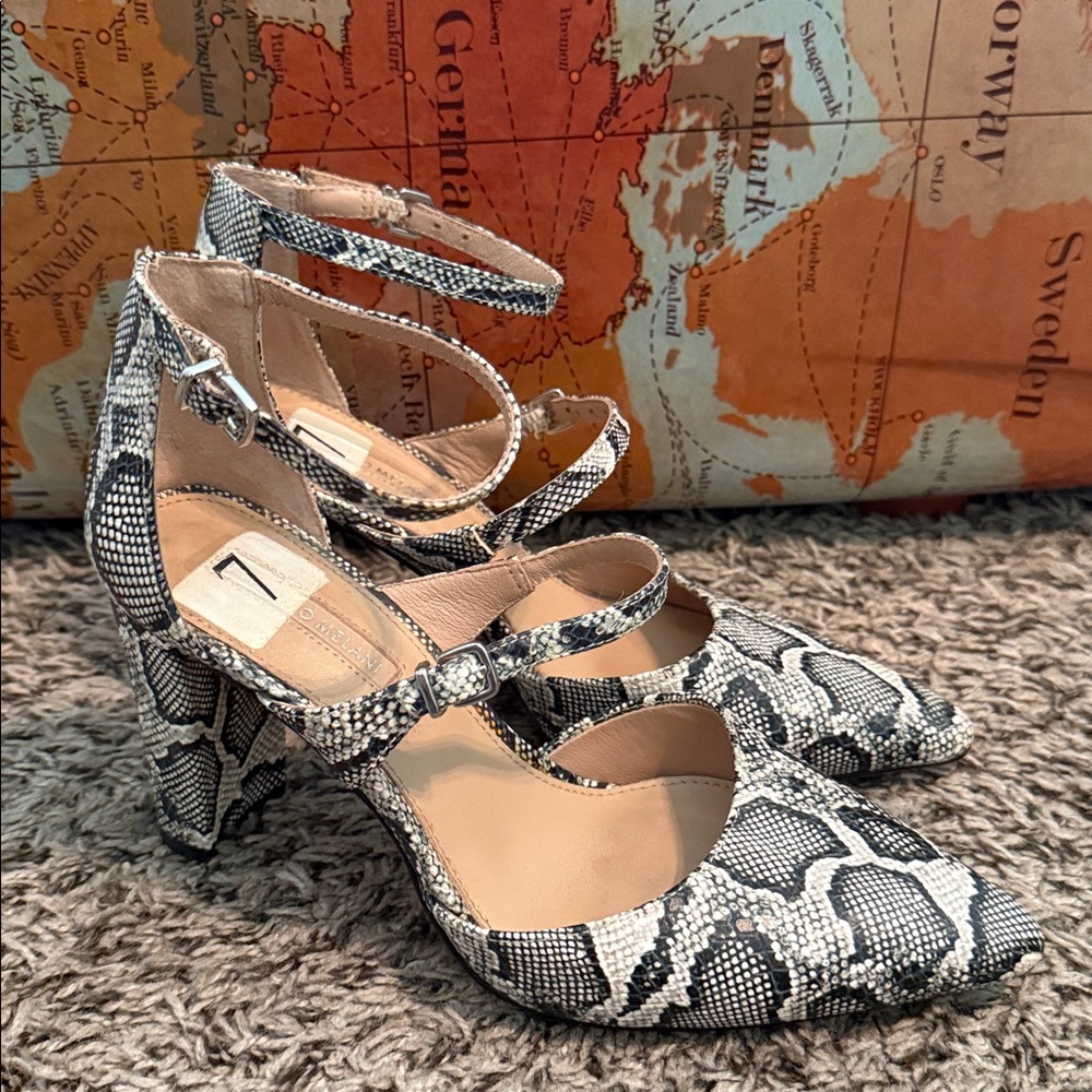 Snakeskin Patterned Strappy Heels